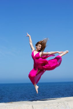 Jimnastik yaparken genç güzel kız