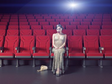 Kız boş bir sinema
