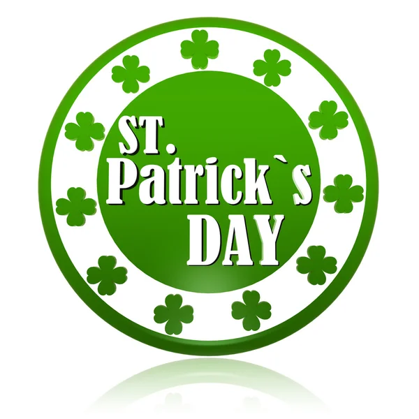 St. Patrick de dag in cirkel label met shamrocks — Stockfoto