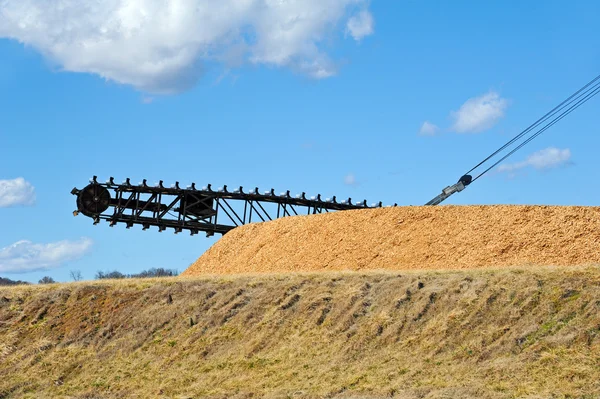 Pilha de estoque de pó de serra — Fotografia de Stock