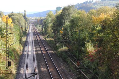 uzun demiryolu parça