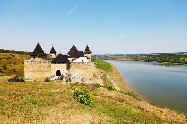 Ancienne forteresse médiévale de Khotyn — Photo