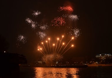 Lord belediye başkanları havai fişek