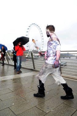 Sci fi Londra 29 Nisan 2012 2012 parade
