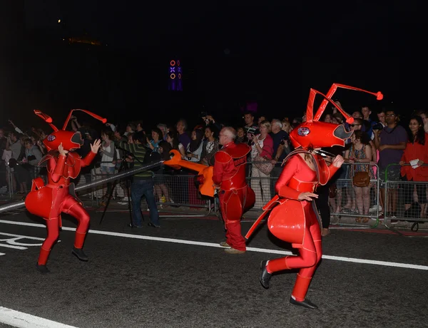 La sfilata per celebrare la fine del Tamigi Festival Londra 9 settembre — Foto Stock