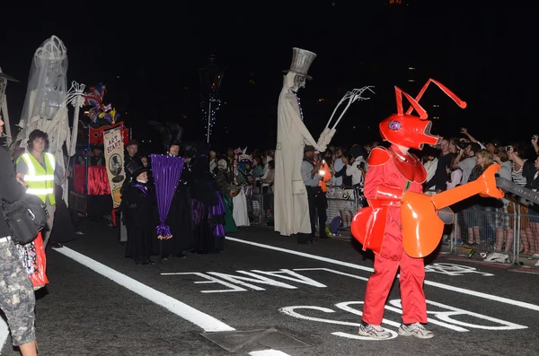 La sfilata per celebrare la fine del Tamigi Festival Londra 9 settembre — Foto Stock