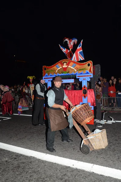 La sfilata per celebrare la fine del Tamigi Festival Londra 9 settembre — Foto Stock