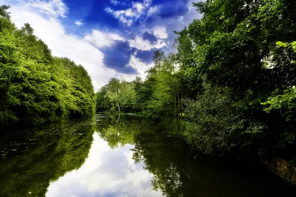 Verträumter Fluss — Stockfoto