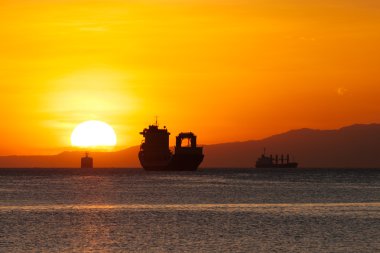 gün batımında manila Körfezi