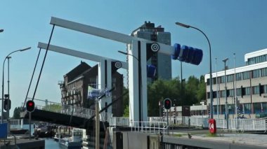 Hollanda'da 2 Köprüsü