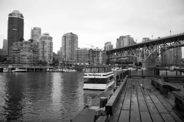 Vancouver water front — Stock Photo, Image