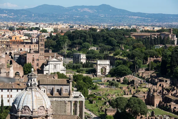 Roma 'nın panoramik manzarası — Stok fotoğraf