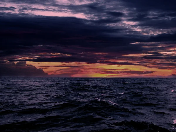 Dark sea — Stock Photo, Image