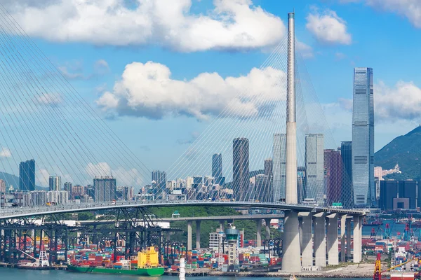 日に香港の道路橋 — ストック写真