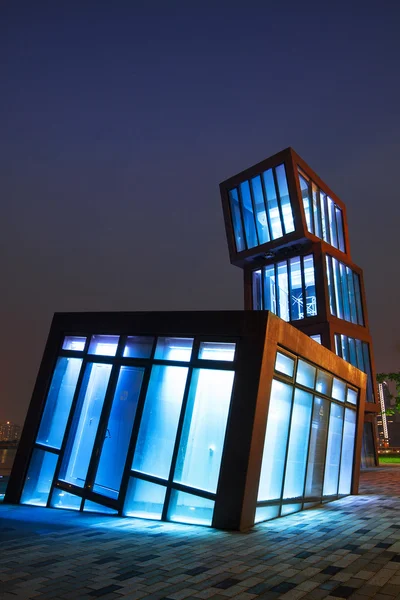 Abstrakte Architektur bei Nacht — Stockfoto
