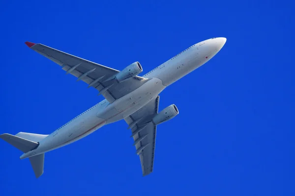 Passenger jet air plane — Stock Photo, Image