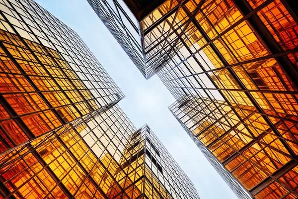 Edificio de oficinas moderno — Foto de Stock