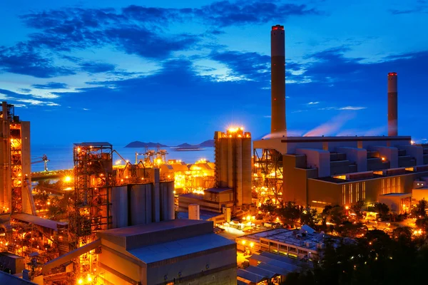 Kolen power station en cementfabriek — Stockfoto