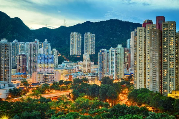 Hong Kong şehir merkezinde gün batımı — Stok fotoğraf