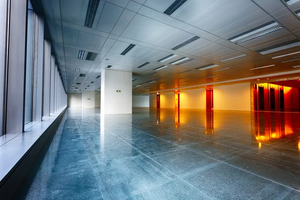 Large modern empty floor — Stock Photo, Image