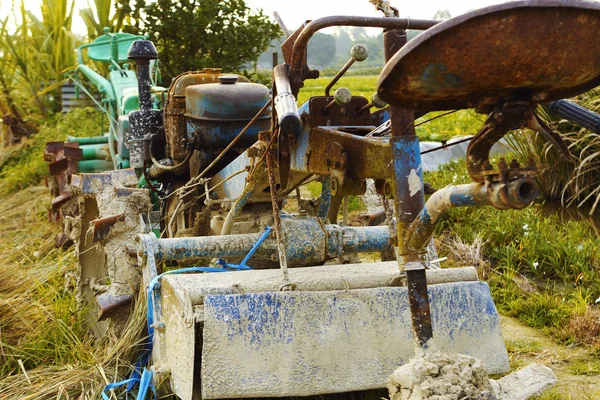 Tractor on rice farm — Stock Photo, Image