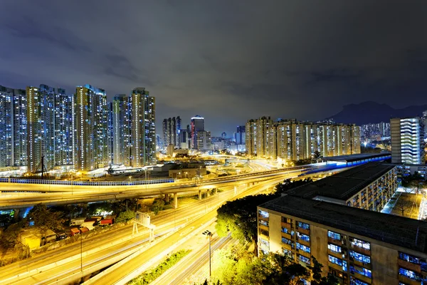 Paso elevado de la ciudad por la noche, Hong Kong —  Fotos de Stock