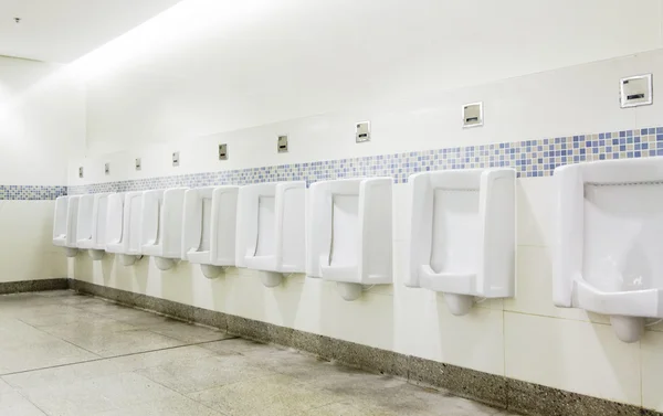 Inre av privat toalett — Stockfoto