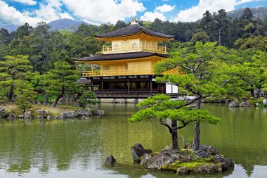 Kinkakuji Tapınağı