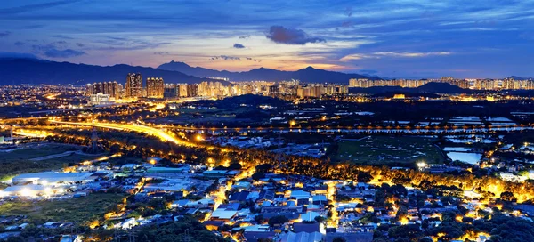 Hong Kong Yuen Long coucher de soleil au centre-ville — Photo