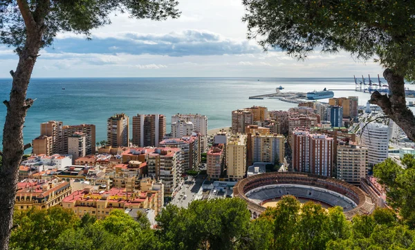 Vista sul porto di Malaga e Bullring — Foto Stock