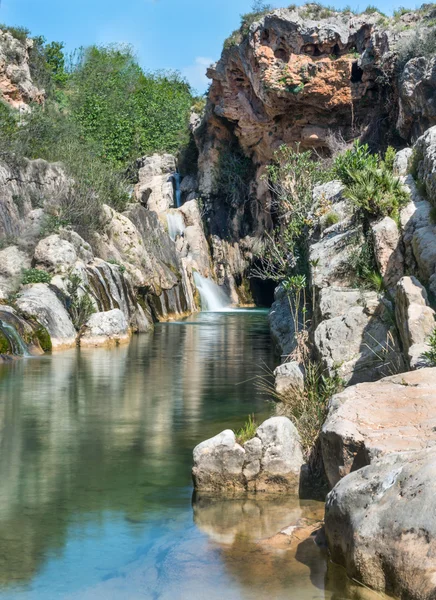 Cachoeira e Rio em Boligate Village — Fotografia de Stock