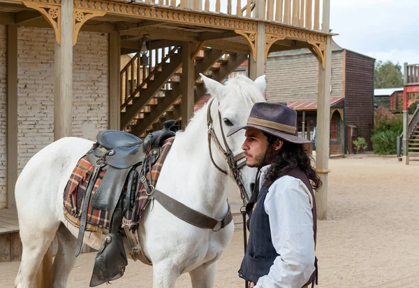 Sheriff en zijn paard-mini hollywood — Stockfoto