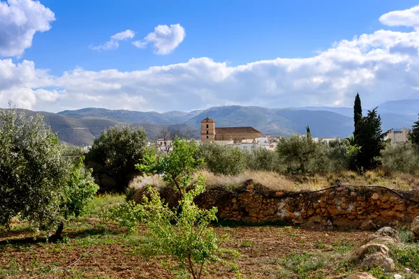 Uitzicht over Valencia en kerk in de alpujarras — Stockfoto