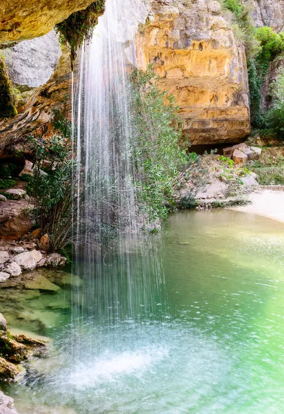 Sob o Rio Los Charcos e cachoeira — Fotografia de Stock