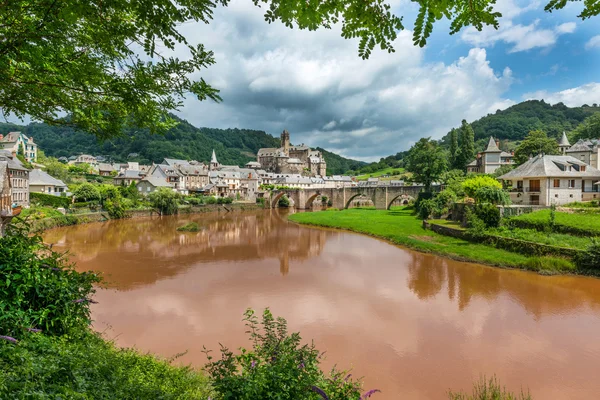 Estaing średniowiecznej wioski — Zdjęcie stockowe