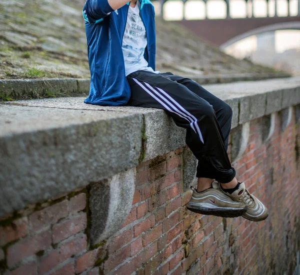 Pavia Italy January 2018 Young Man Wearing Nike Air Max — Stok Foto