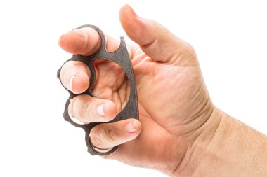 elinde metal eklemleri