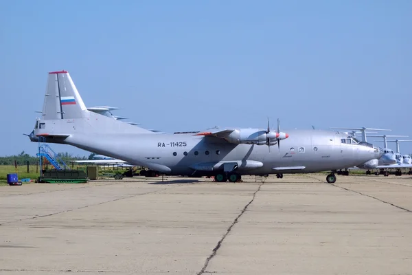 AN-12 - Soviet military transport aircraft — Stock Photo, Image