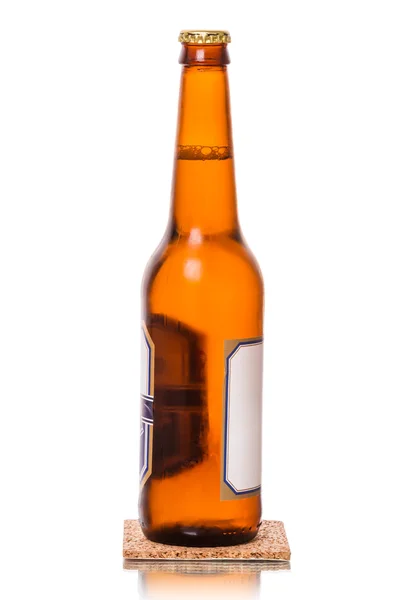 Garrafa marrom de cerveja — Fotografia de Stock