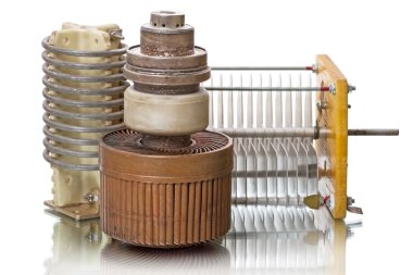 güçlü triyot, bobin ve kondansatör