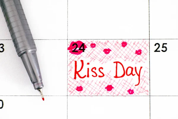 Υπενθύμιση Ημέρα Φιλί Στο Ημερολόγιο Στυλό Σεπτεμβρίου — Φωτογραφία Αρχείου
