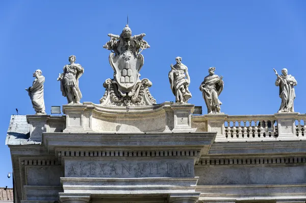 Símbolo papal Alejandro VII y santos — Foto de Stock