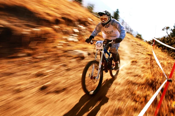 Autumn extreme mountain bike competition — Stock Photo, Image
