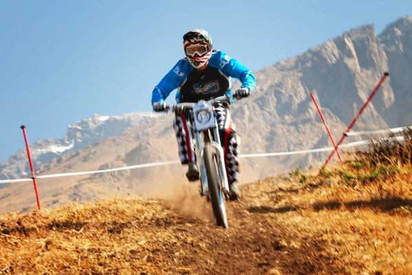 Extreme mountain bike competition — Stock Photo, Image