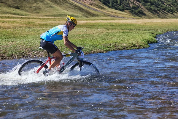 Avontuur berg fiets competitie — Stockfoto