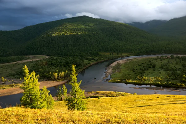 Floden i norra Mongoliet — Stockfoto