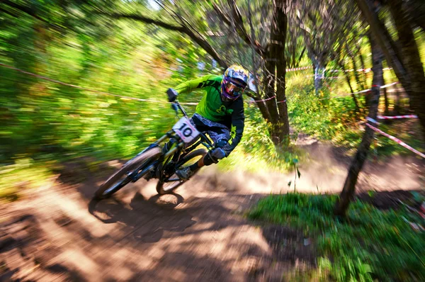 Gara estrema di mountain bike — Foto Stock