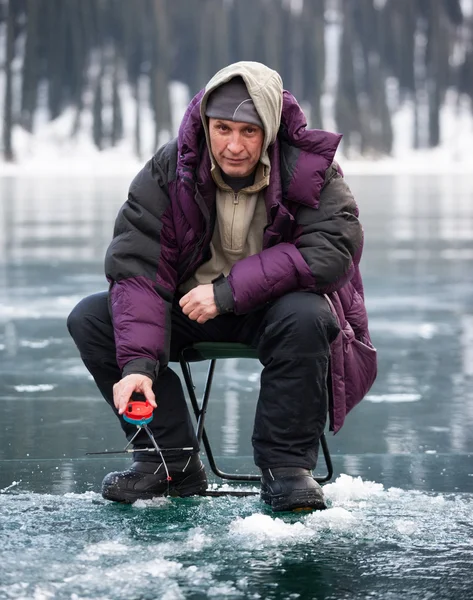 Pescatore di ghiaccio — Foto Stock