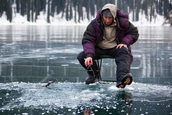 Ice fisherman — Stock Photo, Image