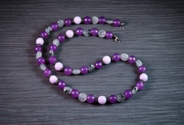 El yapımı Mücevher